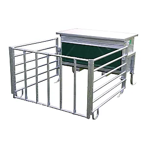 8ft Condon calf creep feeder (Incl sorround)